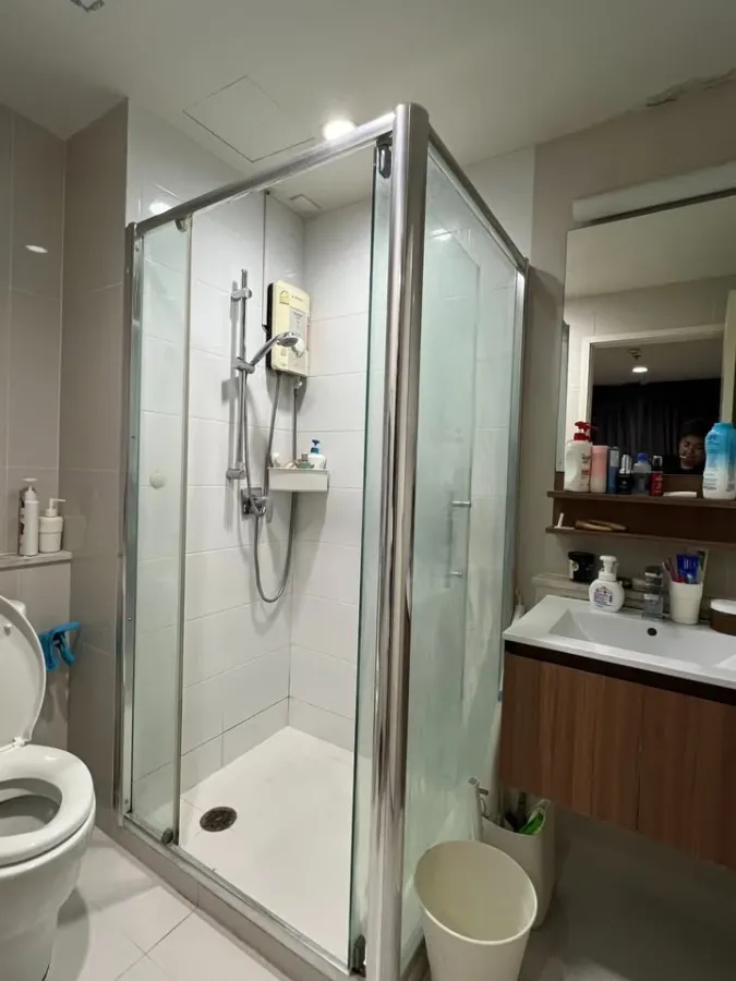 For sale or rent: Fuse Chan-Sathorn, 1 bedroom, 1 bathroom. Spacious room. Book now!
