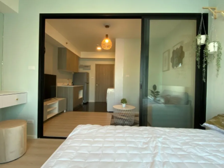 For rent, A Space Mega, 12th floor, new room, unpacked, fully furnished, nice to say, don't miss it.