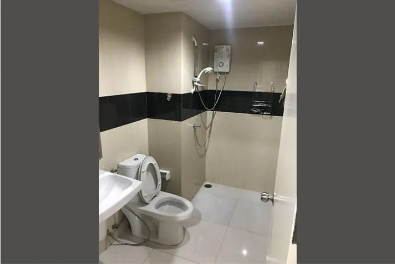 Quick rental, cheap, condo Iris Avenue On Nut-Wongwien, new room, beautiful decoration. Ready to move in