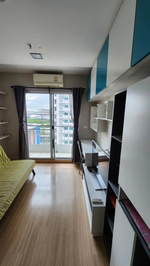 Quick rent, Cu terrest, spacious room have space Convenient, complete in one place Hurry up to reserve it.