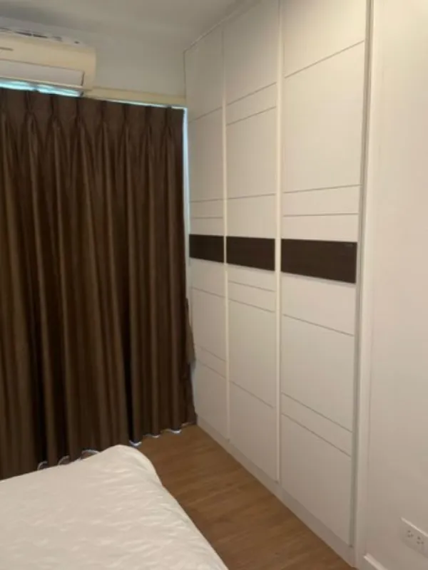 ห้องปังมาก ชั้น4 ได้วิวสระสวยๆ เครื่องใช้ไฟฟ้าครบ แถมราคาดี ต้องจองที่ ฮอลล์มาร์ค งามวงศ์วาน ให้เช่า