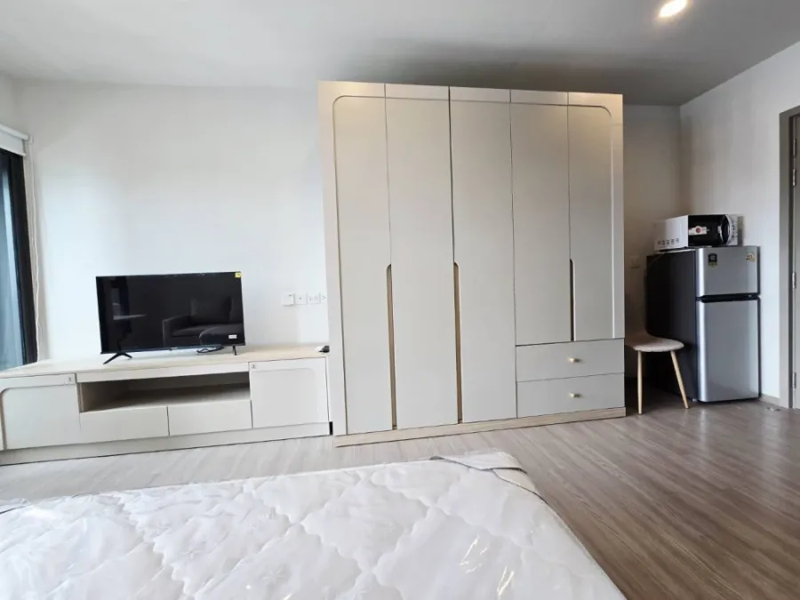 For rent!! Aspire Sukhumvit - Rama 4, 15th floor, fully furnished, ready to move in. Don't miss out!!