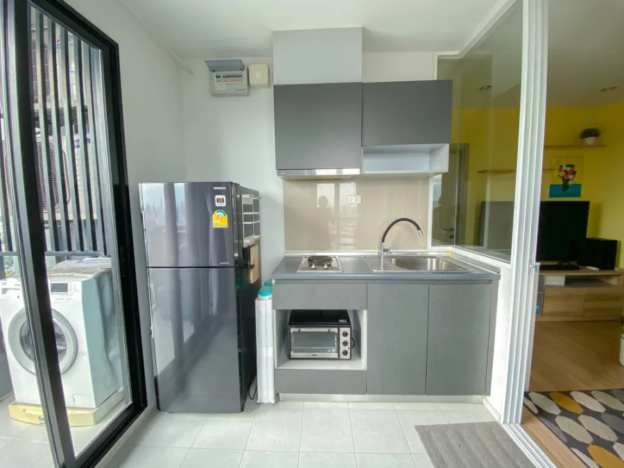 For rent, The Base Rama 9, Ramkhamhaeng, corner room, premium view, well furnished, decorated in bright tones, comfortable, book now