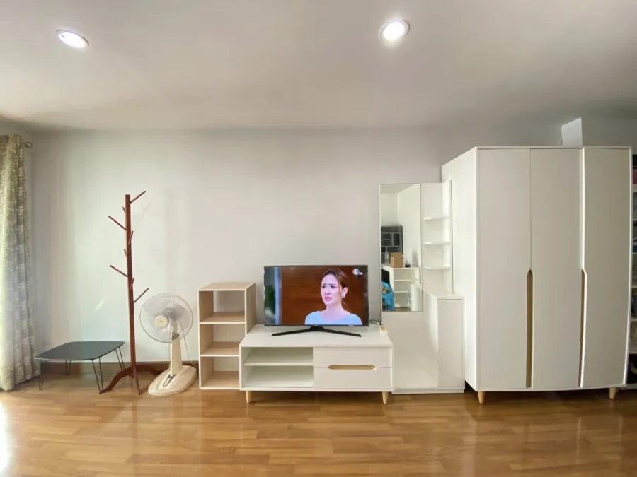 ให้เช่า REGENT HOME 18 CHANGWATTANA-LAKSI 1 ห้องนอน 1 ห้องน้ำ เฟอร์นิเจอร์ครบครัน ทำเลดี หิ้วกระเป๋าเข้าอยู่ได้เลยจ้า