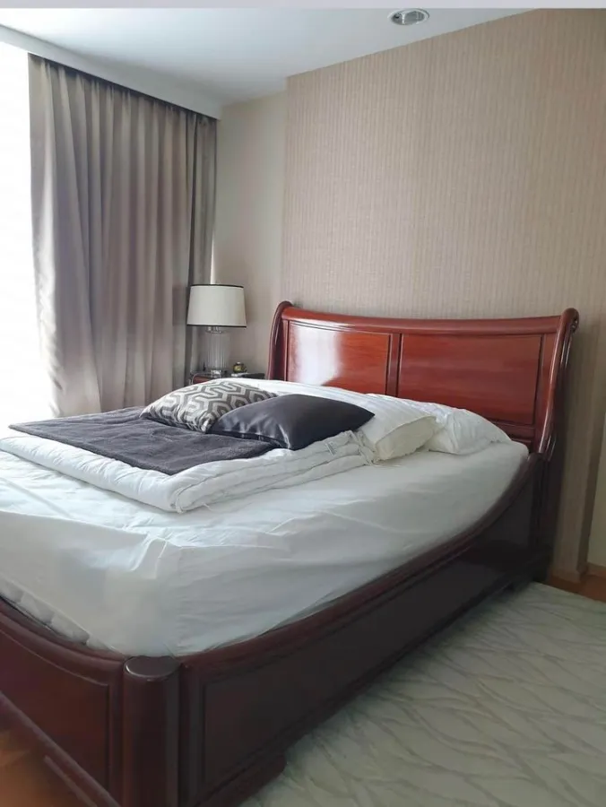 For rent!! Condo Abstracts Phahonyothin Park, high floor, nice furniture. Great electrical appliances. Reserve now!!