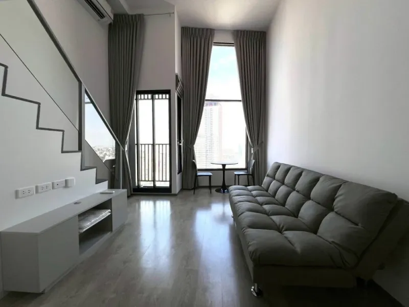 ให้เช่า Soho bangkok รัชดา ชั้น 20 วิวดี ห้องแบบ Duplex หันทางทิศเหนือ ไม่ร้อน แบบนี้ต้องจอง