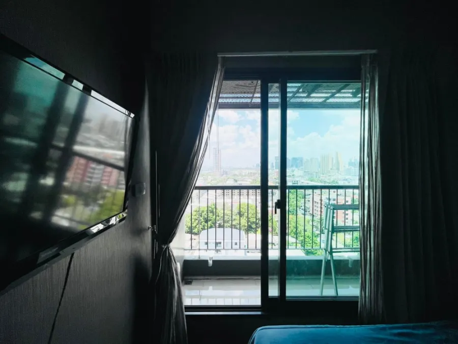 Condo for sale, Sense Phaholyothin, simple decorated room, looks very good, beautiful city view, carry a bag ready to move in, hurry to reserve
