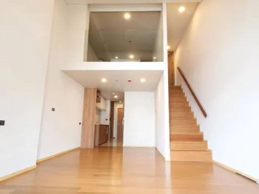 Sale Siamese Exclusive Sukhumvit 31, Duplex room, city view, convenient transportation, don't miss it.
