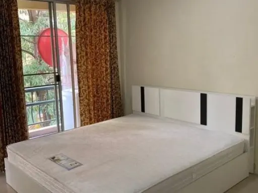 Condo for rent, The Parkland Bangna, 1 bedroom, 1 bathroom, 3rd floor, affordable price. Let me tell you, don't miss it.