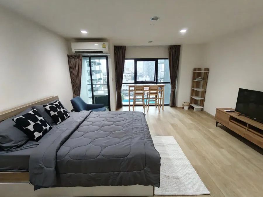 ให้เช่า Sathorn Gardens ห้องพร้อมอยู่ กว้างขวางอยู่สบาย จองเลย ห้ามพลาด!!!