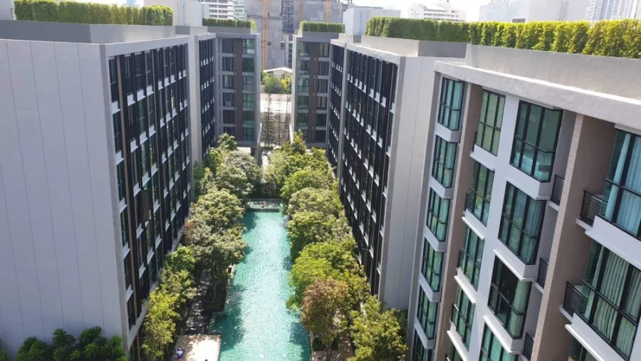 Rent a Vetara Sukhumvit 36, 2 bedrooms, complete facilities Book and not disappointed.