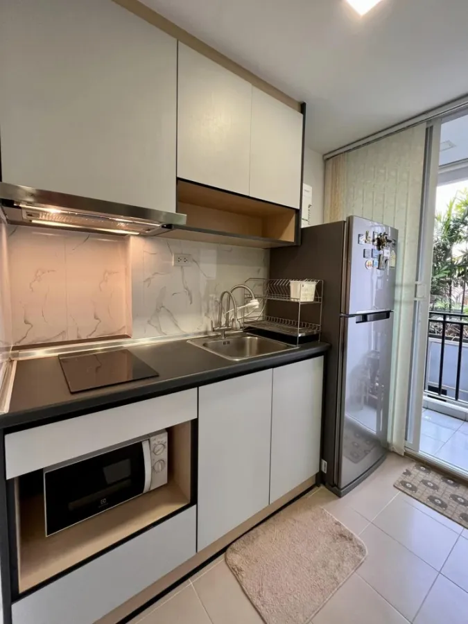 Condo for sale: The One Plus D, separating the bedroom furniture Electrical appliances are ready. Don't miss it.