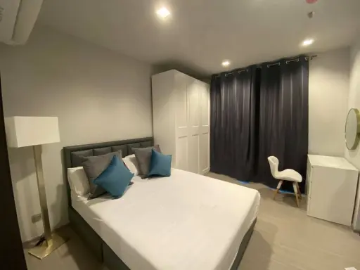 Condo for sale, Life asoke rama 9, nice room, spacious size, fully furnished with facilities, good price, hurry to book images