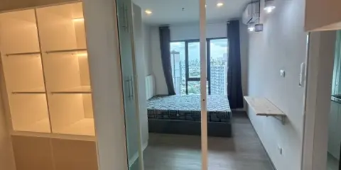 ให้เช่า Regent Home Wuttakat ห้องชั้นสูง พร้อมเข้าอยู่ เฟอร์พร้อม จองเลย