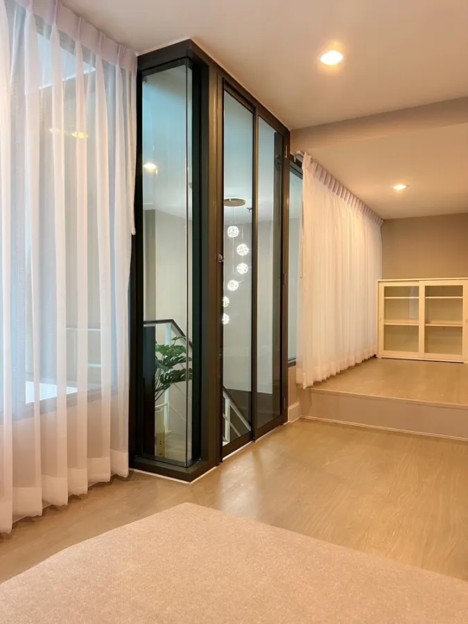 For rent, Metro Sky Prachachuen, 21st floor, city view, beautiful room, comes with complete decoration. If interested, hurry and reserve now.
