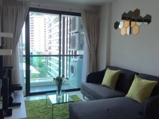 ขายด่วน Le Cote Thonglor 8 ชั้น 8 ห้องมุม พร้อมอยู่ ห้ามพลาด