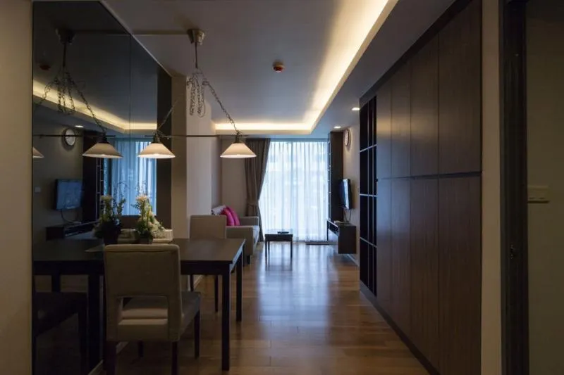 Condo for sale / rent, Focus at Ploenchit, beautifully decorated room Fully furnished Central is very good Near BTS, comfortable travel, urgent booking