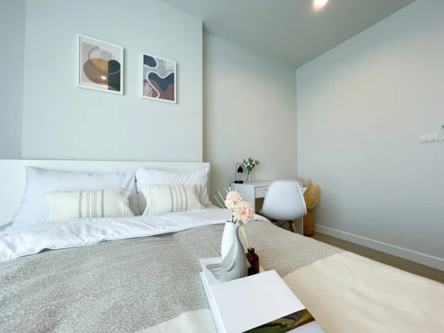 For rent, Metro Sky Wutthakat, separating the bedroom complete electrical appliances If interested, hurry up to reserve.