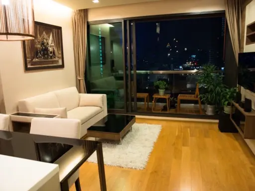 ให้เช่า The Address Sathorn ห้องกว้างพื้นที่ใช้สอยเยอะ ตกแต่งคุมโทน มองเห็นวิวเมืองสวย ไม่บล็อค จองเลย