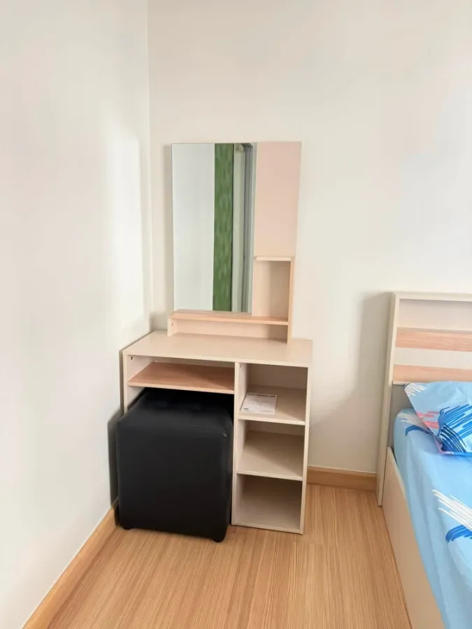 ให้เช่า Smart วัชรพล ห้องกว้าง แยกสัดส่วนชัดเจน เฟอร์นิเจอร์ครบ รีบจองเลย