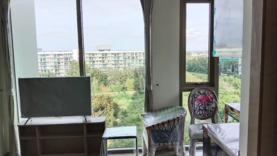 For rent: The Riviera Ocean Drive, beautiful and good view, decorated, ready to move in. Hurry and reserve and move him in.