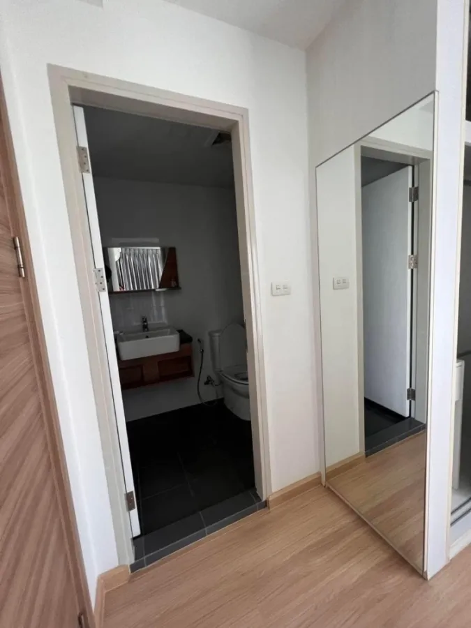 For rent: Elite Salaya, spacious room. divided into proportions simple decoration The room is clean and comfortable. Don't miss it.