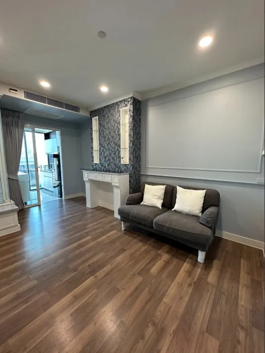For sale, for rent!! Condo The Room Sukhumvit 62, 17th floor, Building A, beautiful room, newly renovated. Fully furnished, ready to move in, reserve