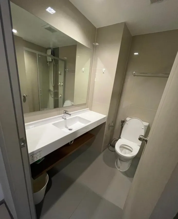 Condo for rent, Ideo Sukhumvit 93, next to BTS, ready to move in, furnished, friendly price, hurry to reserve before it's gone!!