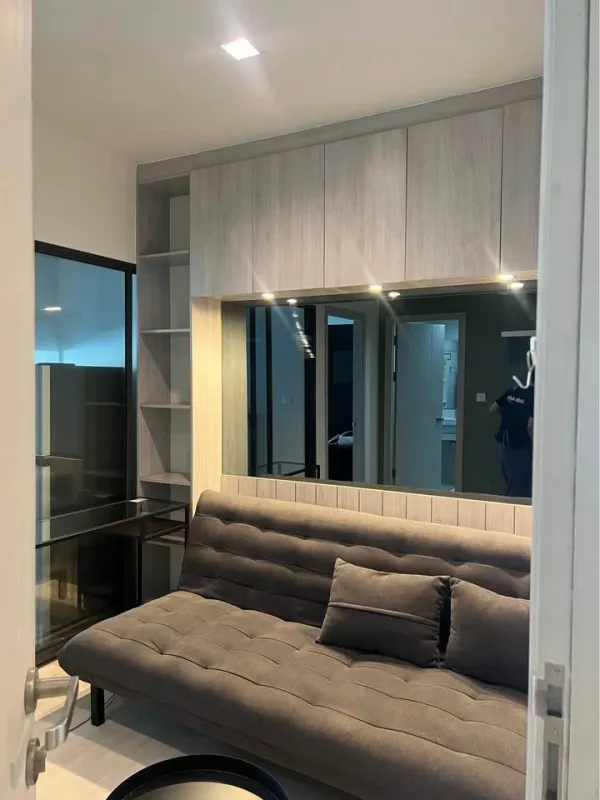 ให้เช่า Life Sukhumvit 48 ห้องพร้อมอยู่ เฟอร์ เครื่องใช้ไฟฟ้าครบครัน มาแต่ตัวเข้าอยู่ได้เลย อย่าพลาด