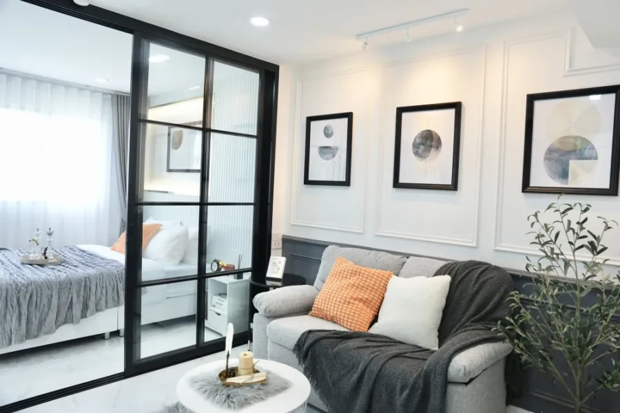 For sale: Lumpini Center Nawamin. Hurry! Beautiful rooms like this don't come around very often. Well-proportioned. Reserve now if you're interested.