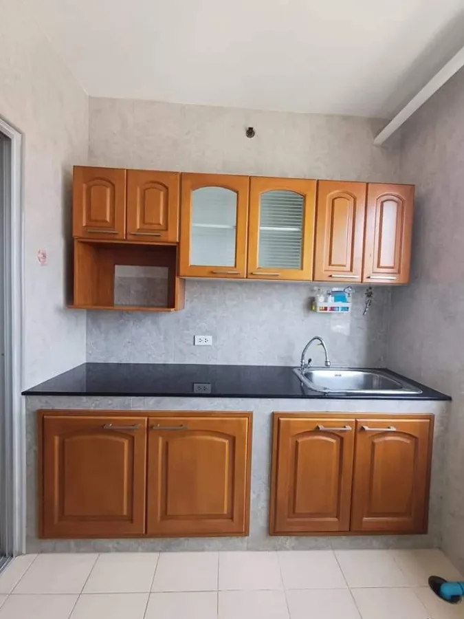 For rent: City Home Ratchada-Pinklao, 25th floor, spacious room. Comes fully furnished. Very good price. Book now.