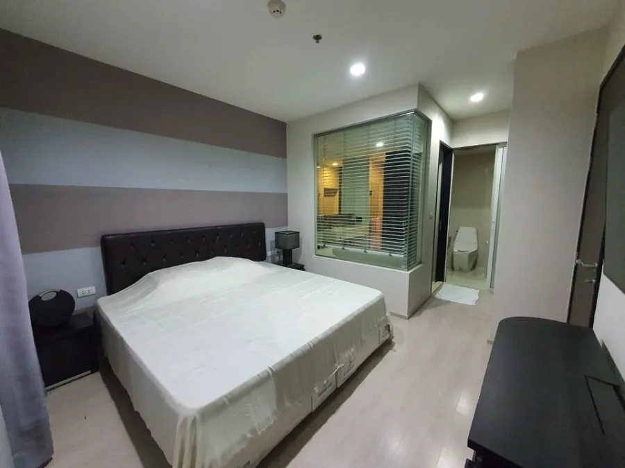 ขาย Rhythm Sukhumvit 44/1 ชั้น 8 วิวสวน ห้องกว้าง กั้นเป็นสัดส่วน โซฟานั่งสบาย พลาดแล้วจะเสียใจ