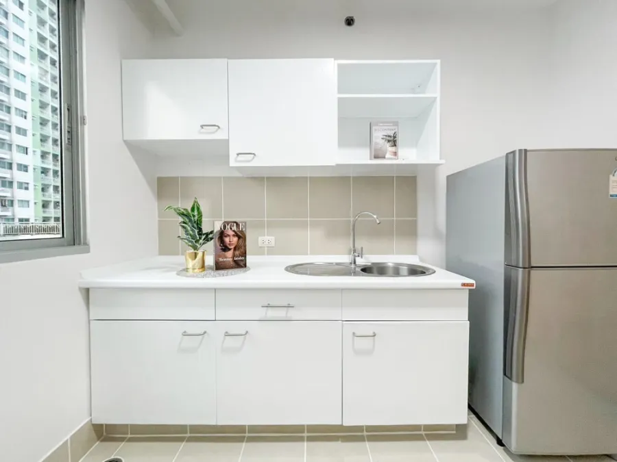Selling Supalai Park, Tiwanon intersection, decorated room, looks good, very clean, fully furnished, don't miss it, hurry up.