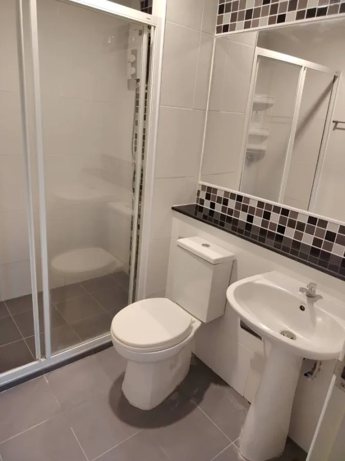 For rent: Regent Home 25 Tiwanon. Ready to move in, fully furnished, spacious and comfortable. Book now!