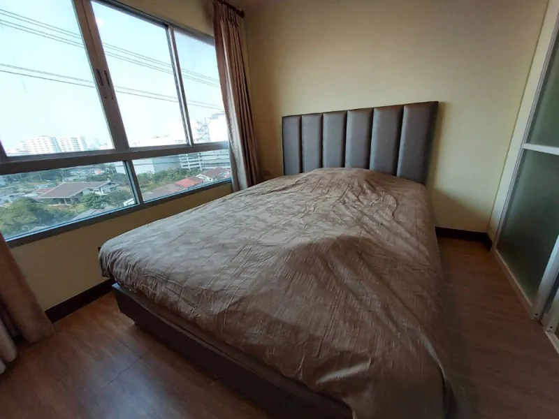 ขาย คอนโด ลุมพินี วิลล์ ประชาชื่น-พงษ์เพชร ชั้น 10 วิวดี ไม่มีตึกบัง ห้องรีโนเวทและติดวอลเปเปอร์ใหม่
