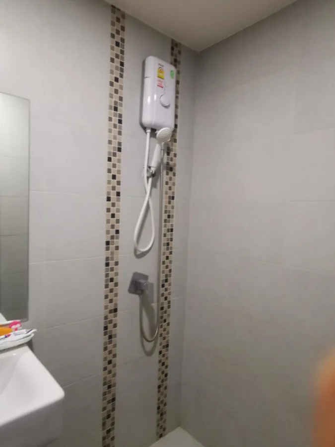 ขาย BE CONDO พหลโยธิน ราคาดีมากกกก ได้วิวสระสวยๆ เฟอร์อย่างดีทั้งห้อง สนใจรีบจองเลยน้า ก่อนหลุดมือ