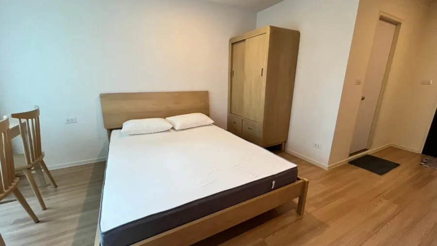 Condo for rent, Lumpini Ville Chaengwattana-Pak Kret Station, 6th floor, good atmosphere, decorated in minimalist tones, ready to move in.
