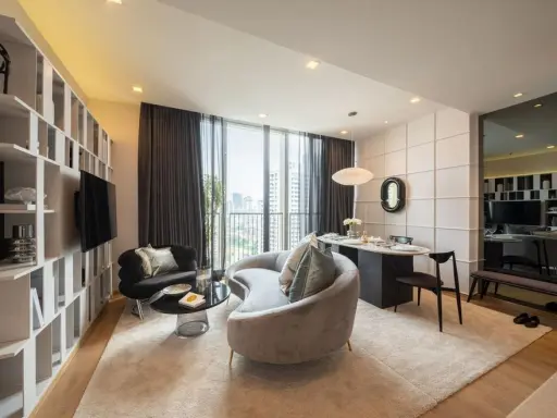 For rent, Noble Around Sukhumvit 33, 17th floor, is a sample room, decorated beautifully, elegantly, very inviting, do not miss out on reservations.