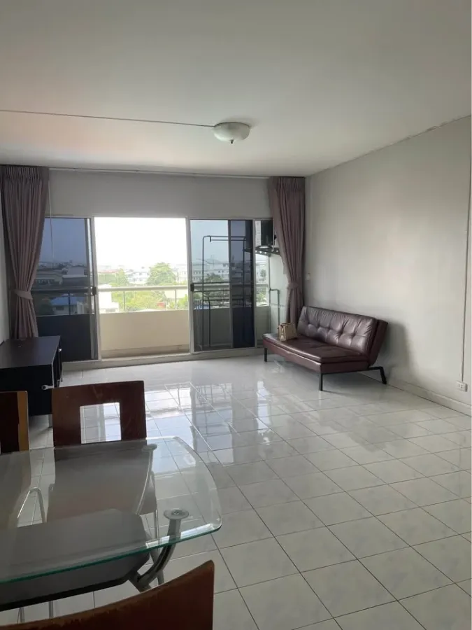 For rent: Garden Court, 6th floor, nice room, fully furnished, book now, hurry!