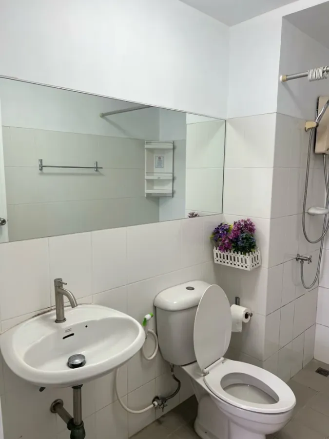 Plum Condo Nawamin, 5th floor, fully furnished, ready to move in. Book now, don't wait!