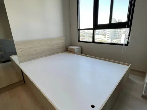 For rent, Nue Noble Ngamwongwan, the room looks nice. Furnished + electrical appliances ready, not hot, you can reserve now. images