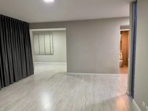 Urgent sale!! Superior Condominium, 5th floor, very beautiful room, good price, ready to move in, don't miss it!!