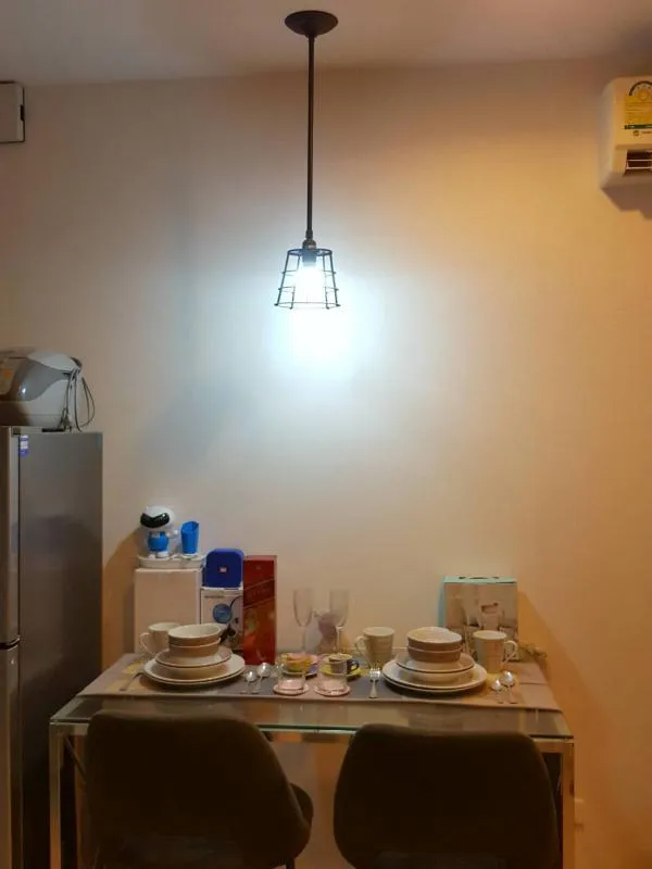 FOR RENT sell Ideo Sathon Thapra ห้องสวยพร้อมอยู่ เฟอร์แน่นมาก เครื่องใช้ไฟฟ้าจัดเต็ม ราคากันเอง เช่าเลย