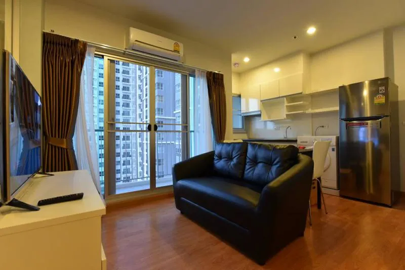 For rent, The Parkland Petchkasem, next to BTS, pool and garden view, super cool decorated room Hurry up to reserve.