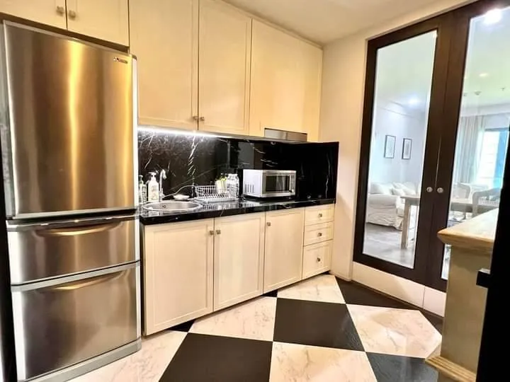 For sale, for rent!! Condo Noble Remix Sukhumvit 36, 4th floor, fully furnished, ready to move in, don't miss out, book now!!