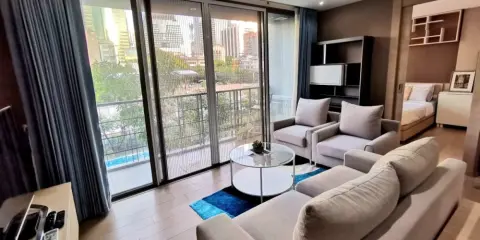 ให้เช่า Klass Condo Silom ตกแต่งเรียบง่าย สไตล์โมเดิร์น ที่นอนนอนสบายมาก จองเลย รับรองไม่เสียใจ