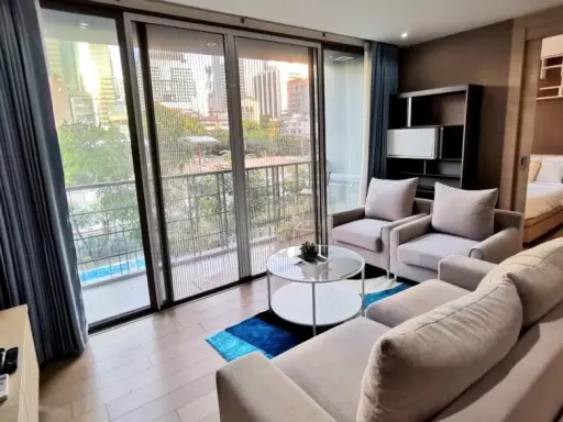 ให้เช่า Klass Condo Silom ตกแต่งเรียบง่าย สไตล์โมเดิร์น ที่นอนนอนสบายมาก จองเลย รับรองไม่เสียใจ