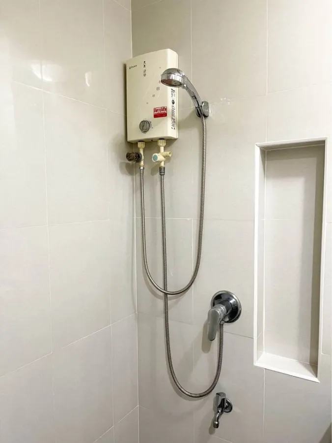 For rent, The Parkland Srinakarin Lakeside, 15th floor, nice room, everything is complete, rent it, don't miss it.