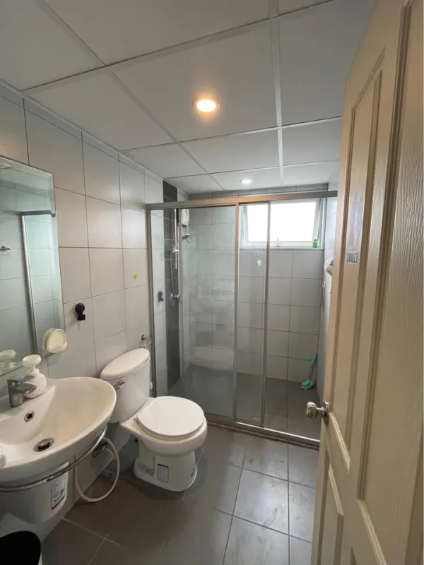 ให้เช่า Supalai City Resort Phranangklao Station–Chaophraya ห้องชั้นสูง กว้างขวางอยู่สบาย เฟอร์ครบ + เครื่องใช้ไฟฟ้าพร้อม จองเลย