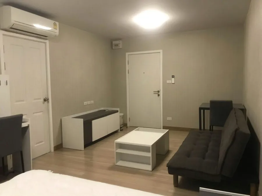 For rent, Plum Condo, Phahon Yothin 89, 5D building, garden view room, well furnished. Book and you won't be disappointed. Hurry up!